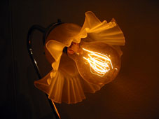 Carbon filament lamp